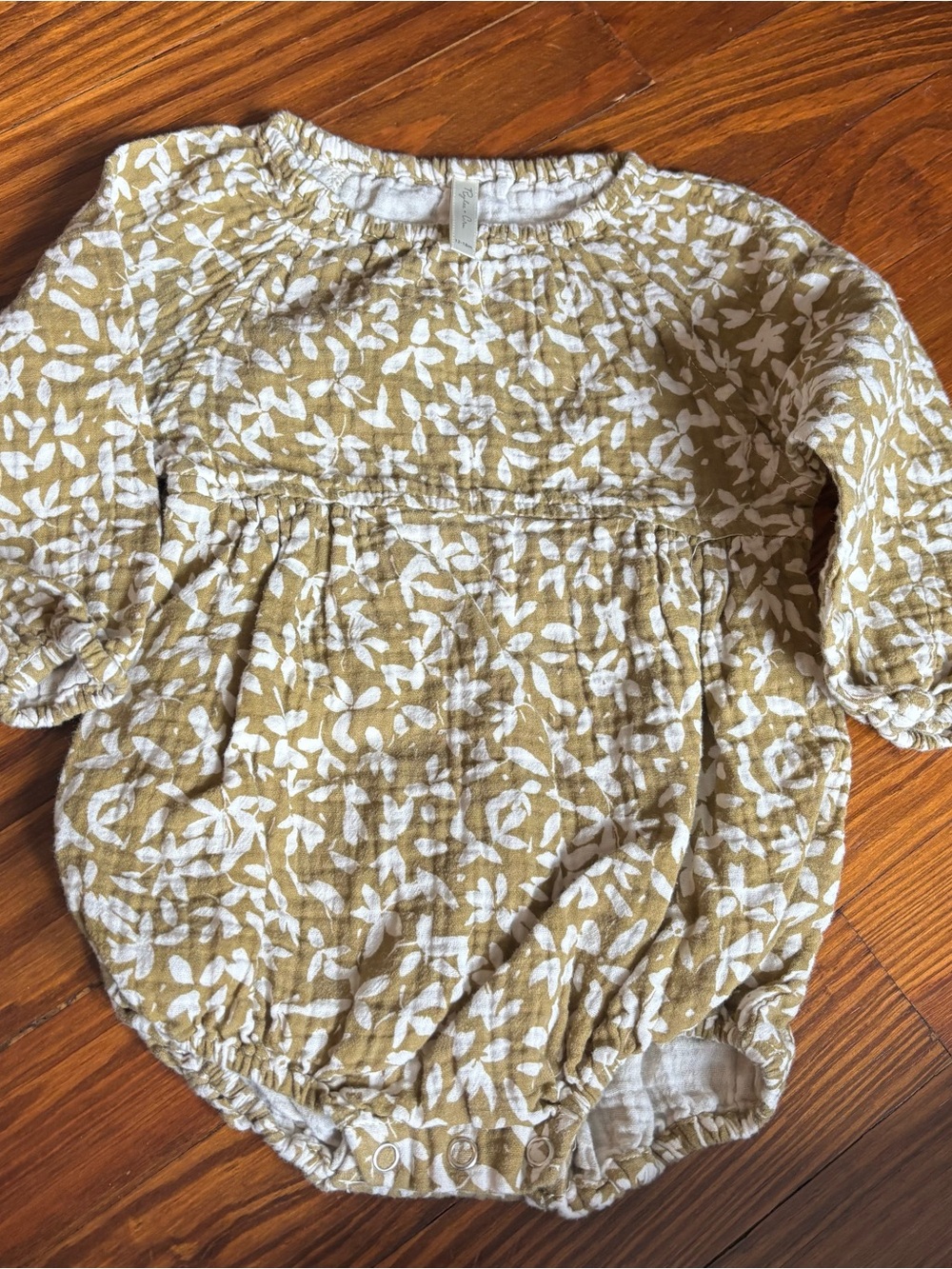 Rylee + Cru ditsy Floral Muslin bubble Romper